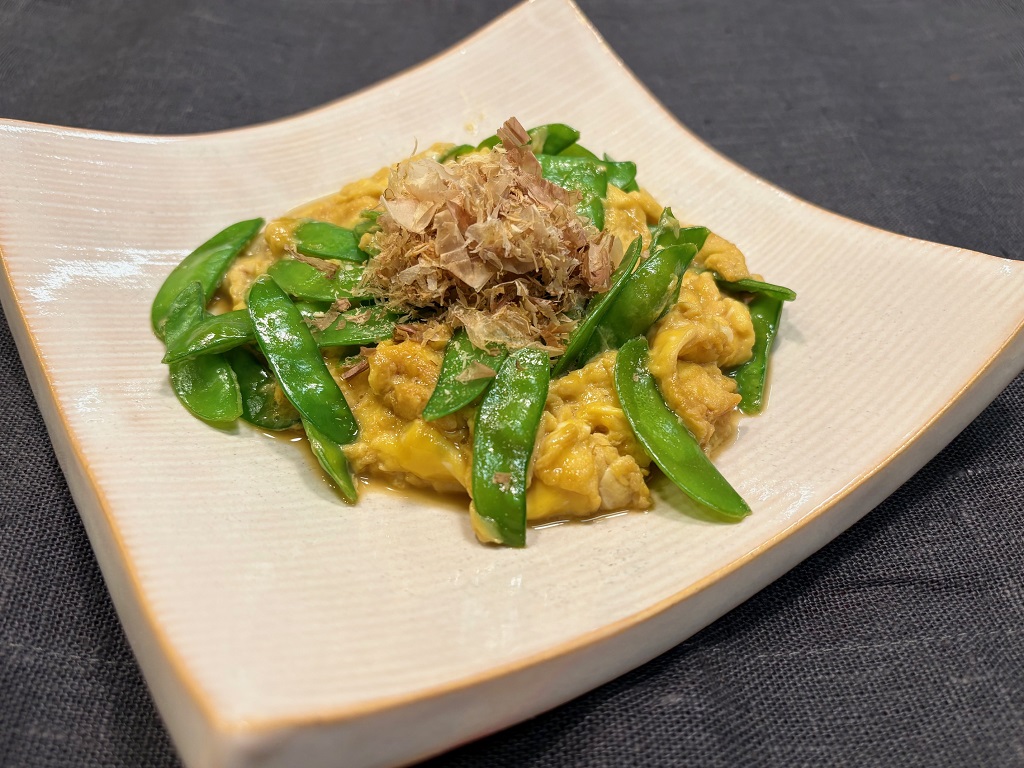 きぬさやの卵とじ